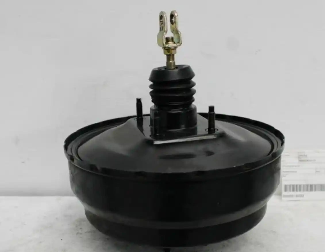 Used Mitsubishi, Delica Brake Booster Spacegear 90-07 822 2001 – main images - All Good Parts