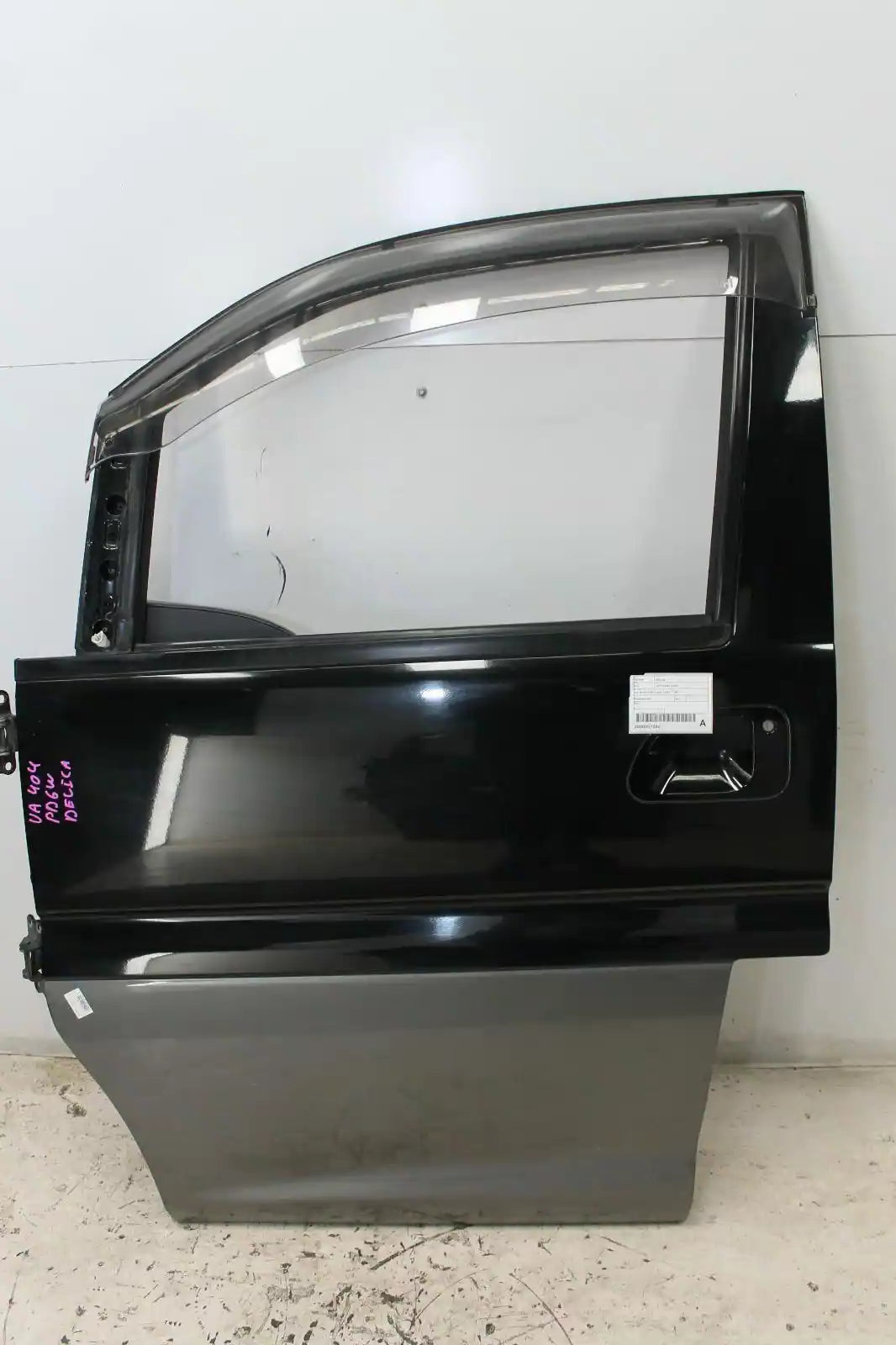 Used Mitsubishi, Delica Left Front Door Wa Walk Thru L400 10/94 11/05 2000 – image 1 - All Good Parts