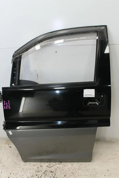 Used Mitsubishi, Delica Left Front Door Wa Walk Thru L400 10/94 11/05 2000 – image 1 - All Good Parts