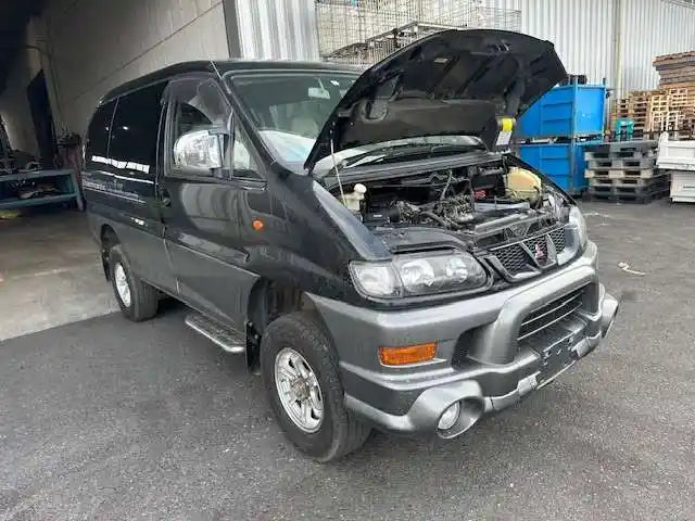 Mitsubishi, Delica Right Front Door Wa Walk Thru L400 10/94 11/05