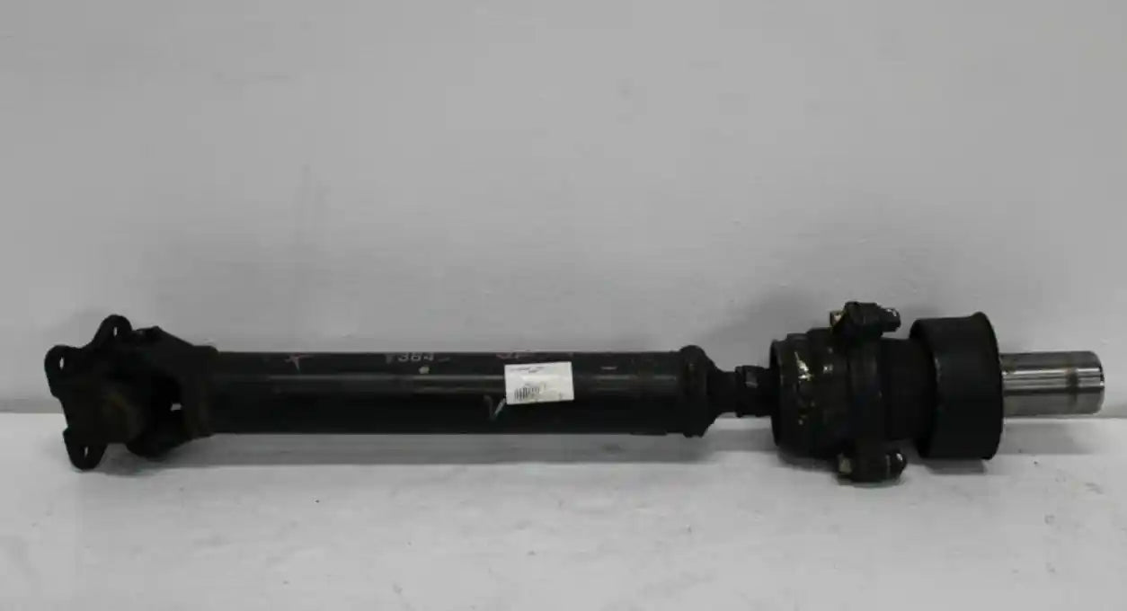 Used Mitsubishi, Delica Front Prop Shaft Spacegear 90- J822 2001 – main images - All Good Parts