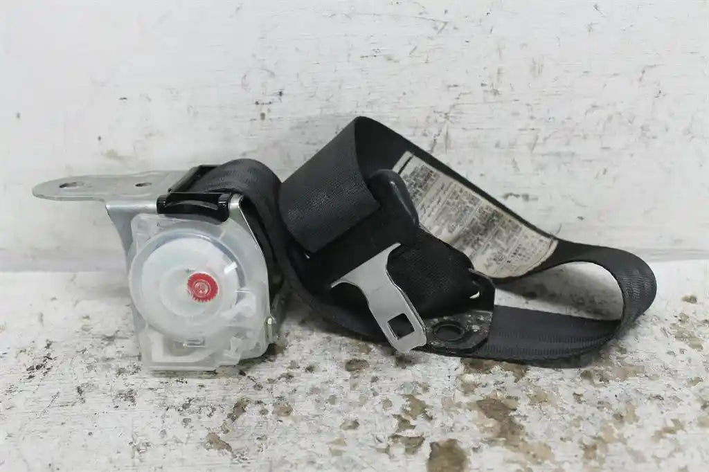 Used Mitsubishi, Lancer Seat Belt Rh Rear Seat Belt Only Cj Sedan 07/07 10/15 2010 – image 1 - All Good Parts