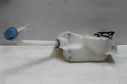 Nissan, Dualis Washer Bottle J10, 10/07-05/14 J10282