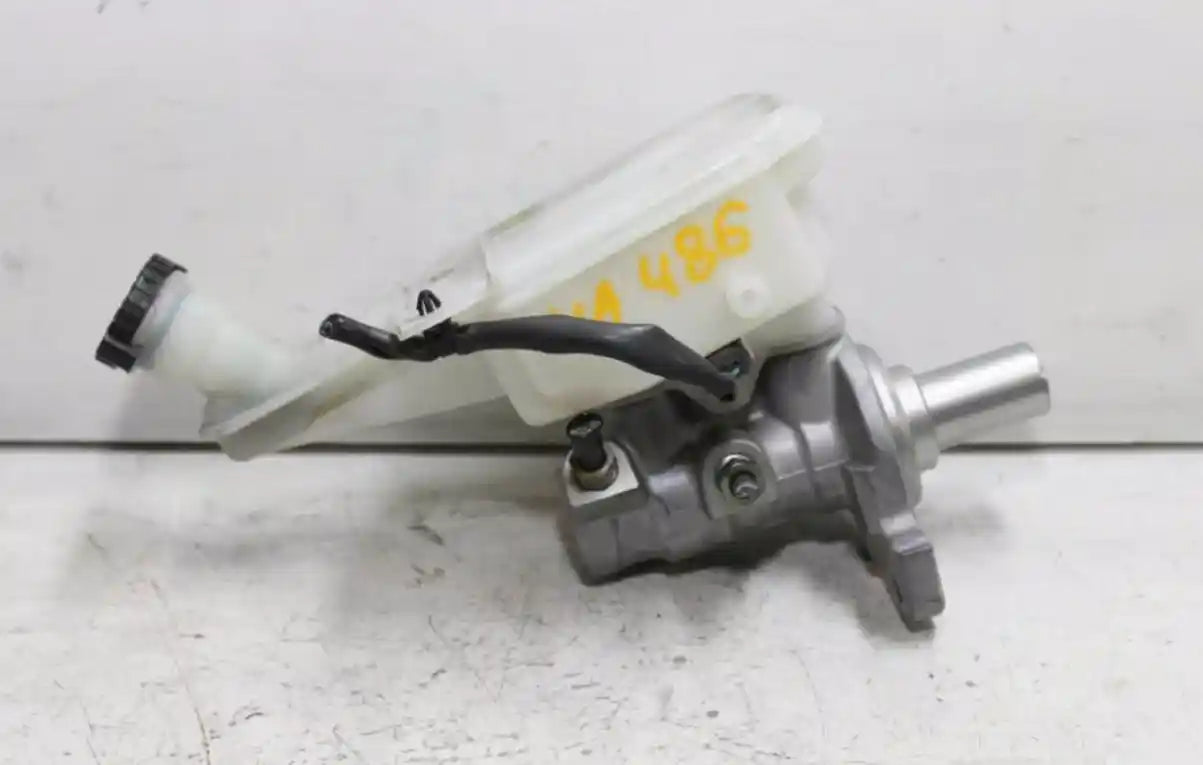 Used Nissan, Juke Master Cylinder F15, 06/10-12/19 1777 2013 – main images - All Good Parts