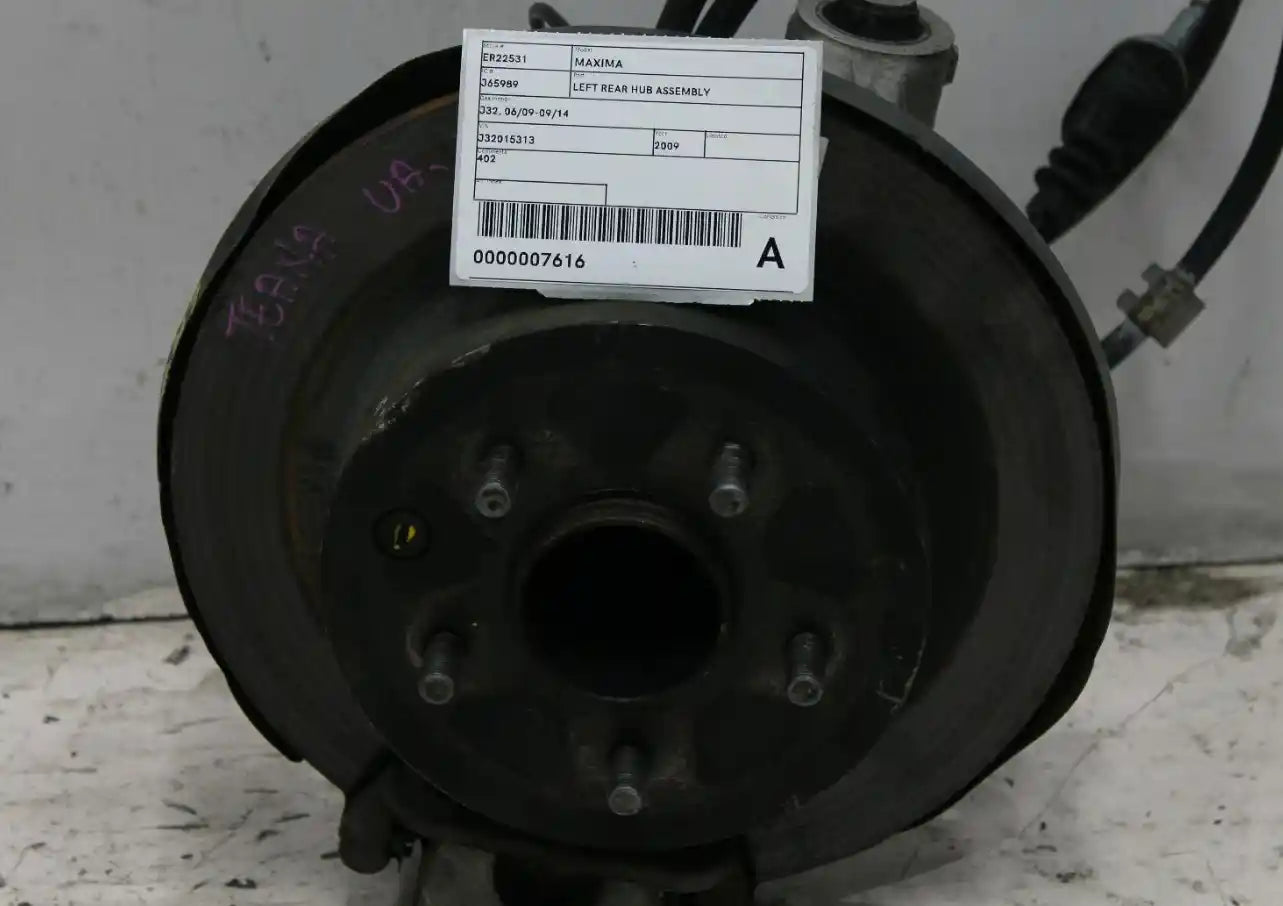 Nissan, Maxima Left Rear Hub Assembly J32 06/09 09/14