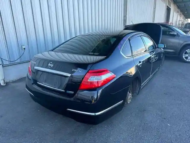 Nissan, Maxima Left Rear Door J32 06/09 09/14