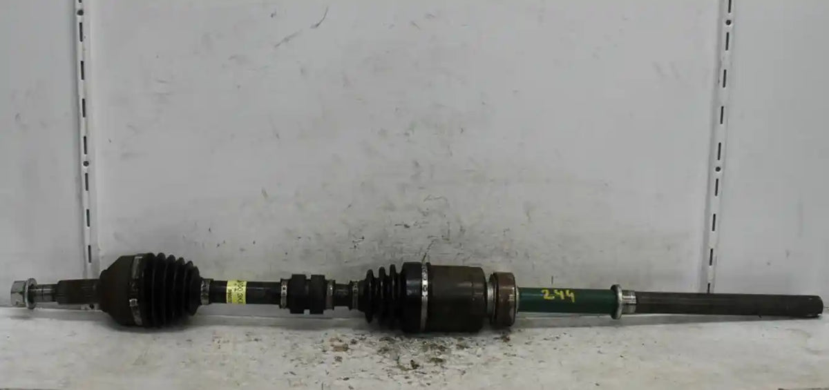 Used Nissan, Pathfinder Right Driveshaft Front 4Wd R52 06/13 04/21 2015 – image 1 - All Good Parts