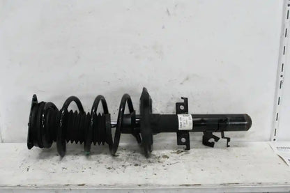 Used Nissan, Qashqai Left Front Strut J11 Petrol 12/13 07/21 2017 – image 1 - All Good Parts
