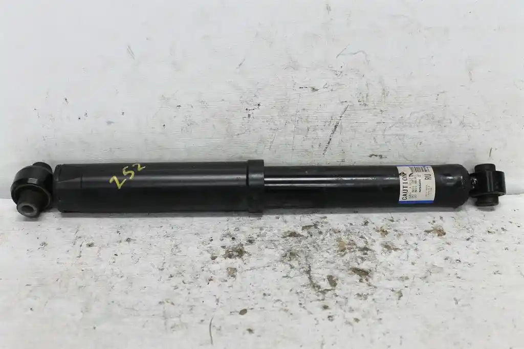 Used Nissan, Qashqai Left Rear Strut J11 12/13 07/21 2017 – image 1 - All Good Parts