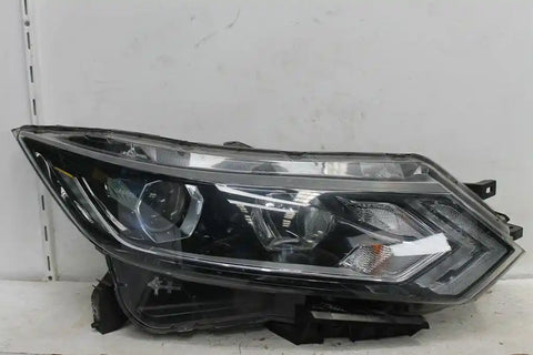 Nissan, Qashqai Right Headlamp J11 St/St L Halogen Type 07/17 07/21