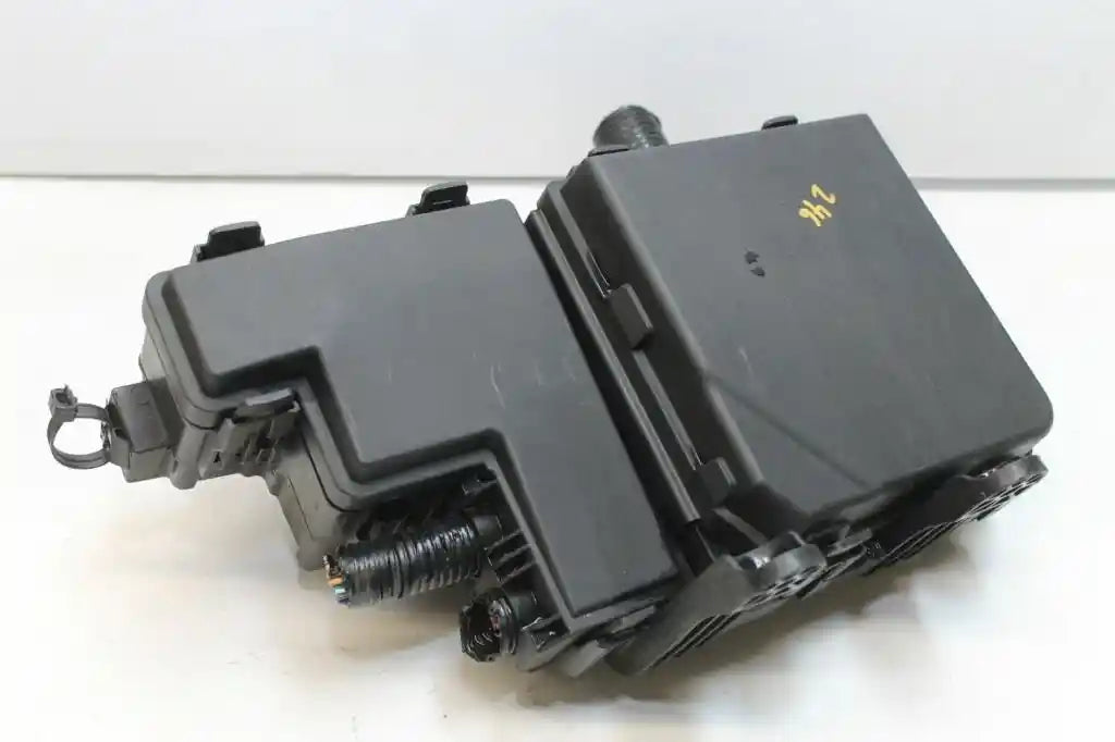 Used Nissan, Xtrail Fuse Box Petrol T32 02/14 07/22 2017 – image 1 - All Good Parts