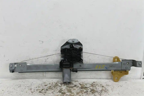 Renault, Captur Left Front Window Reg/Motor J87 08/14 12/19