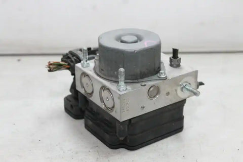 Renault, Clio Abs Pump/Modulator X98, 09/13-10/19 J1753
