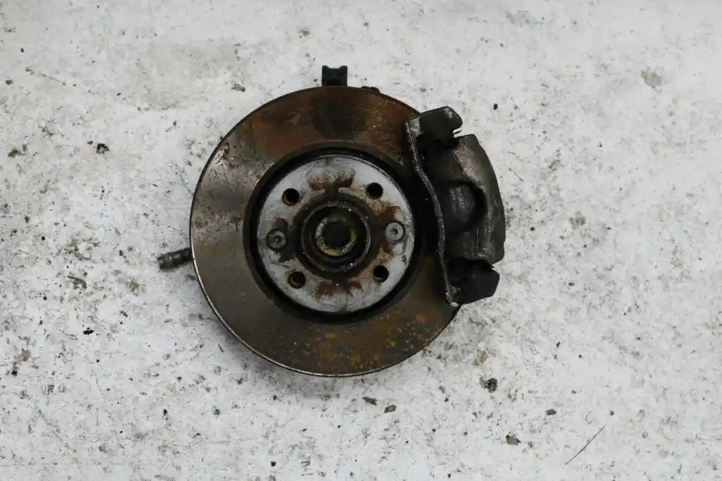 Renault, Clio Right Front Hub Assembly X98, Non Rs Sport Type, 09/13-10/19 J1753