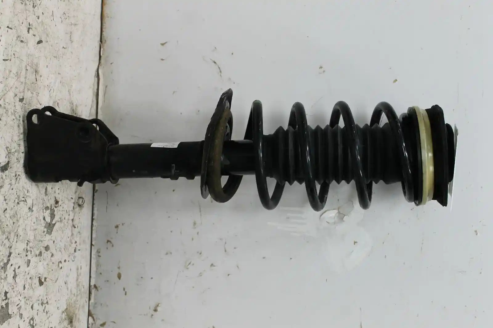 Used Renault, Kangoo Left Front Strut Petrol 1.6 X61 10/10 08/13 2012 – main images - All Good Parts