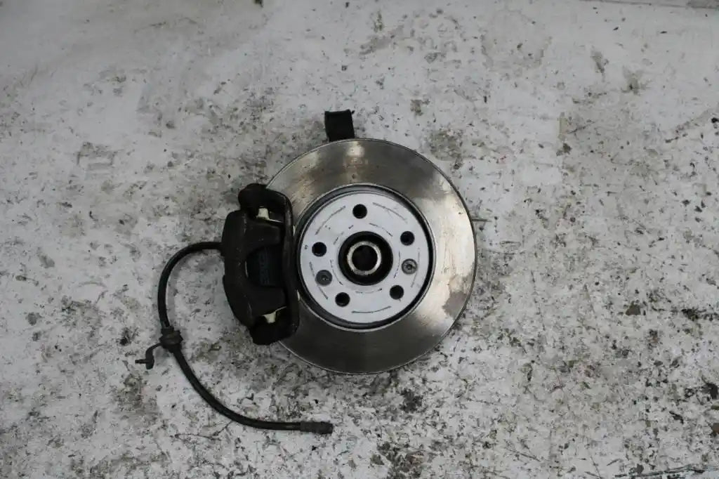 Used Renault, Kangoo Left Front Hub Assembly X61, 10/10-02/22 1582 2011 – main images - All Good Parts