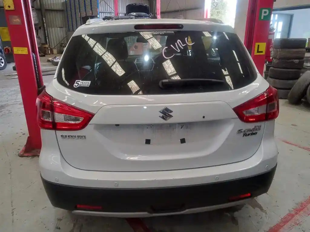Suzuki S Cross