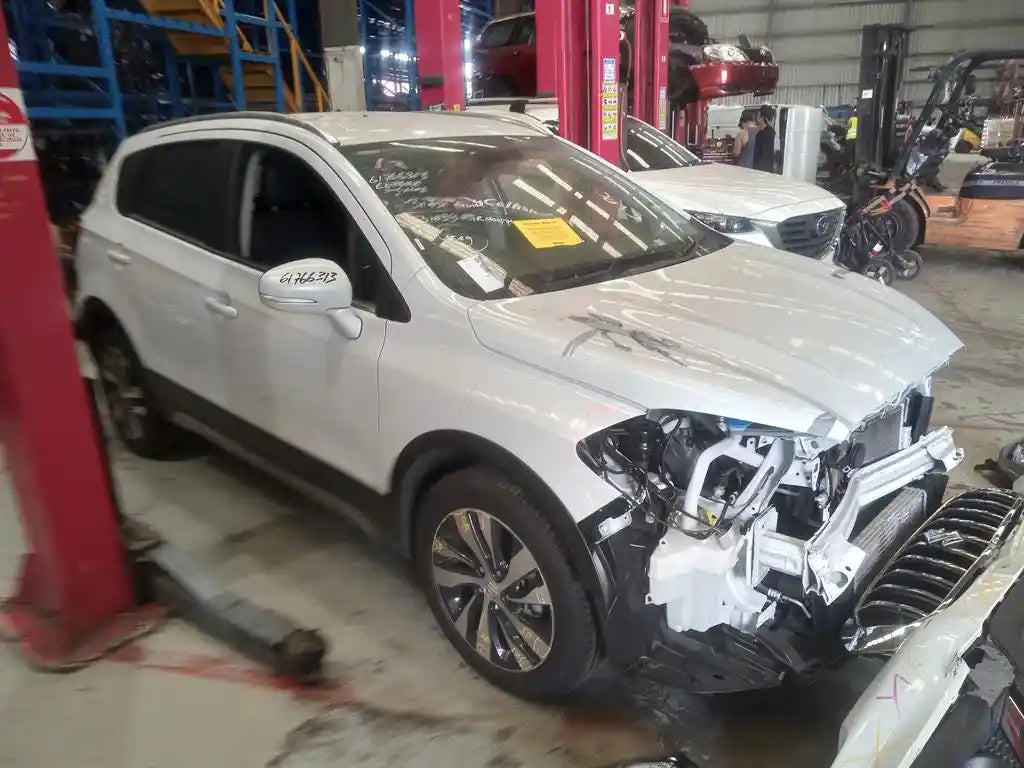 Suzuki S Cross