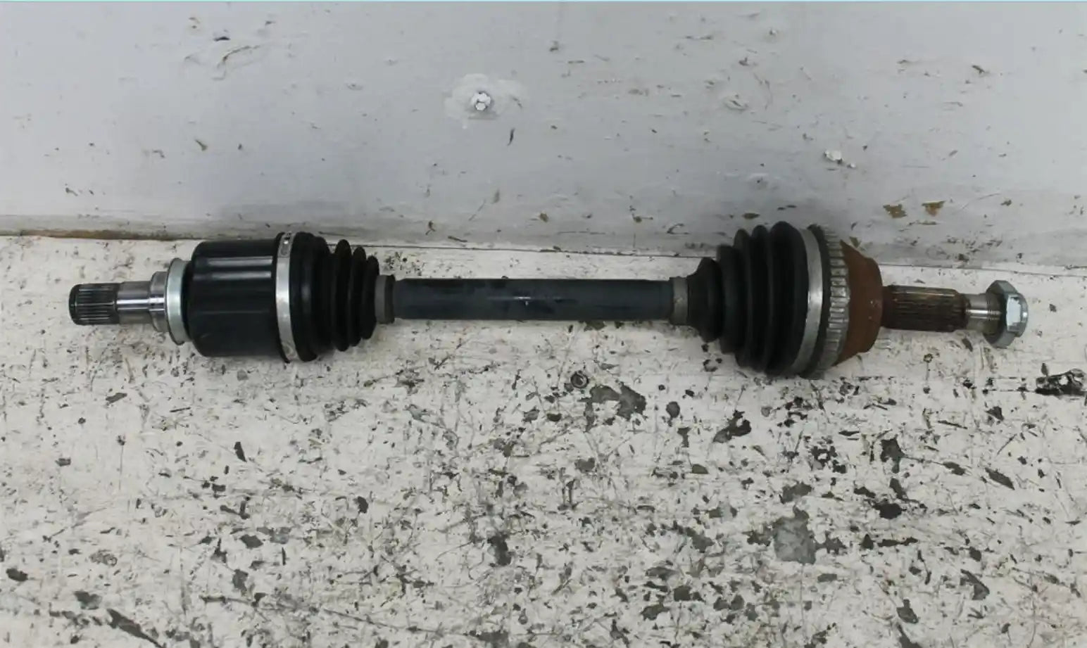 Used Holden, Barina Right Driveshaft Spark Mj (Vin Kl3M...) 10/10 06/15 2011 – image 1 - All Good Parts