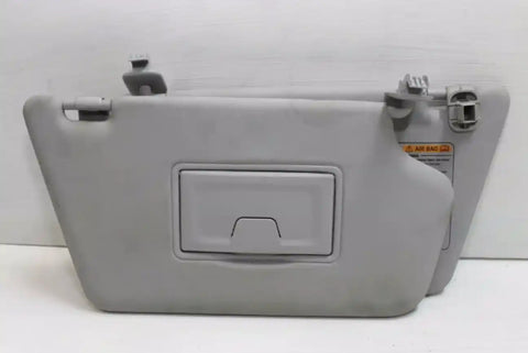 Mazda, 2 Sun Visor Dy Sii Pair 06/05 08/07