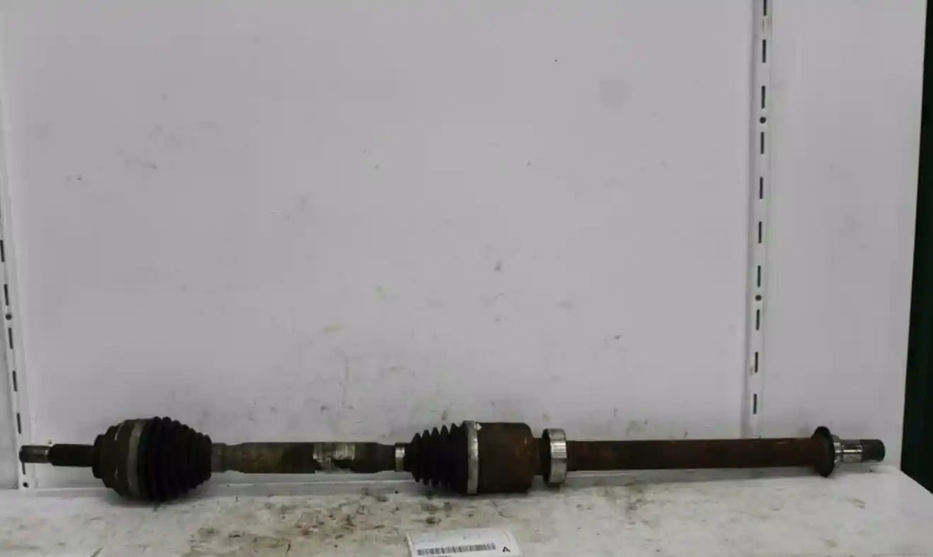 Used Renault, Clio Right Driveshaft Front, Auto T/M, Petrol, 1.2, X98, 09/13-10/19 J22188 2016 – main images - All Good Parts