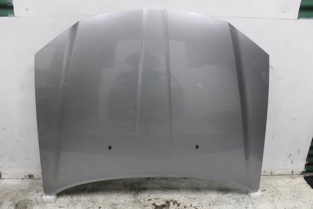 Used Chrysler, 300C, Bonnet Lx2, 12/11-12/21 2012 – main images - All Good Parts