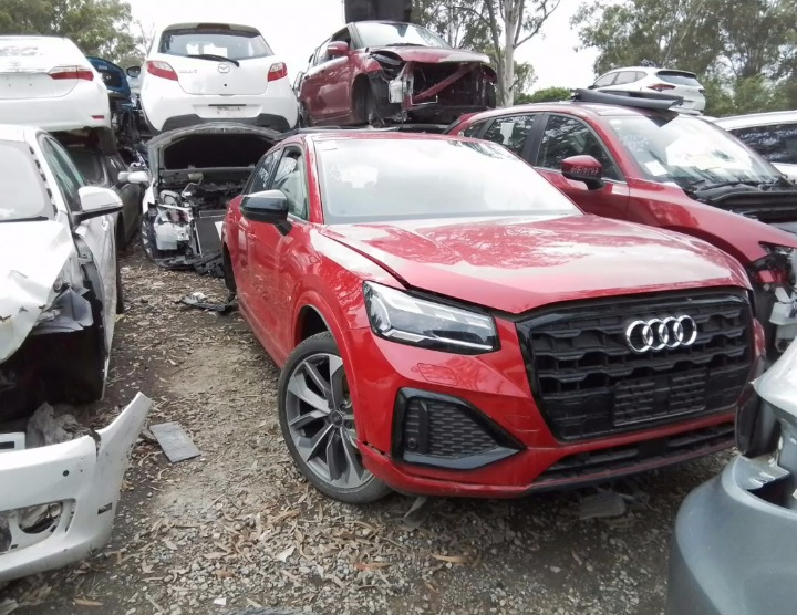 Audi, Q2 Right Headlamp ,  Ga, Led, W/ Matrix Beam Type, 02/21