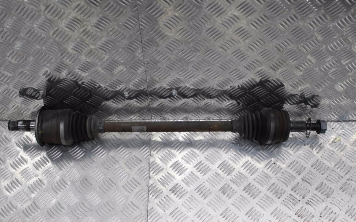 Chrysler, 300C Right Driveshaft Petrol, 3.5, Sedan, 10/05-12/11