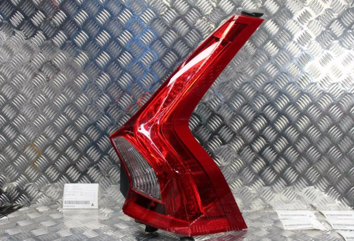 Volvo, S60/V60 Right Taillight F Series, V60, Wagon, 03/11-12/18
