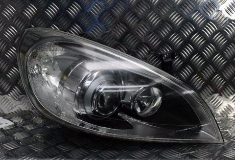Volvo, S60/V60 Right Headlamp S60/V60, F Series, Xenon Type, 12/10-11/13