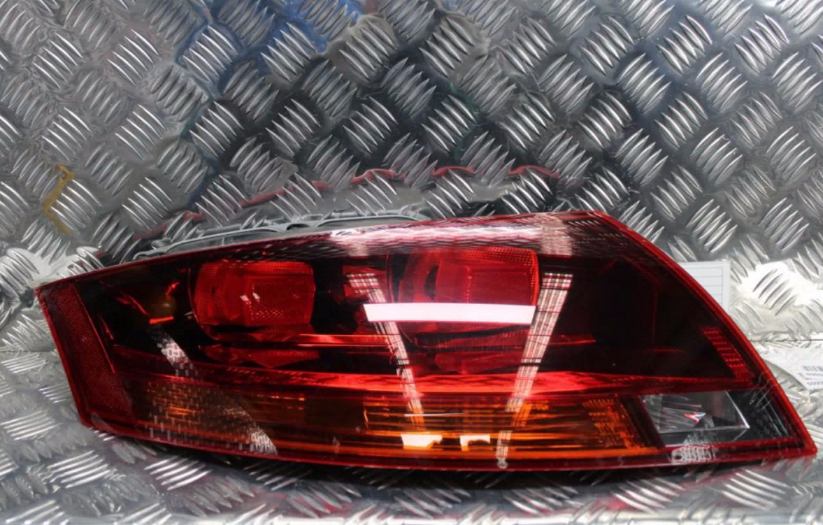 Audi, Tt Left Taillight 8J, Black Housing Type, 09/06-12/14