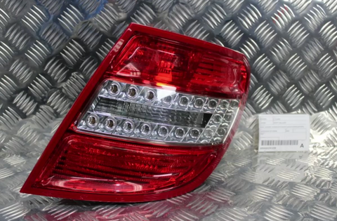 Mercedes, C Class Right Taillight S204, Wagon, Classic/Elegance/Avantgarde/Sports, Led Type, 05/08-02/11