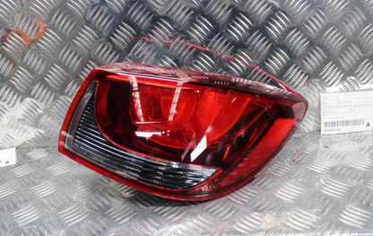 Mazda, 2 Right Taillight Dj, In Body, Hatch, W/ Led Type, Lens# 220-18373, 09/14-10/19