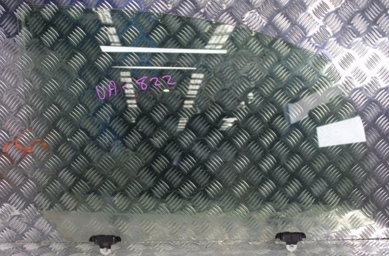 Mitsubishi, Delica Right Front Door Window 5Th Gen 07- (Import)