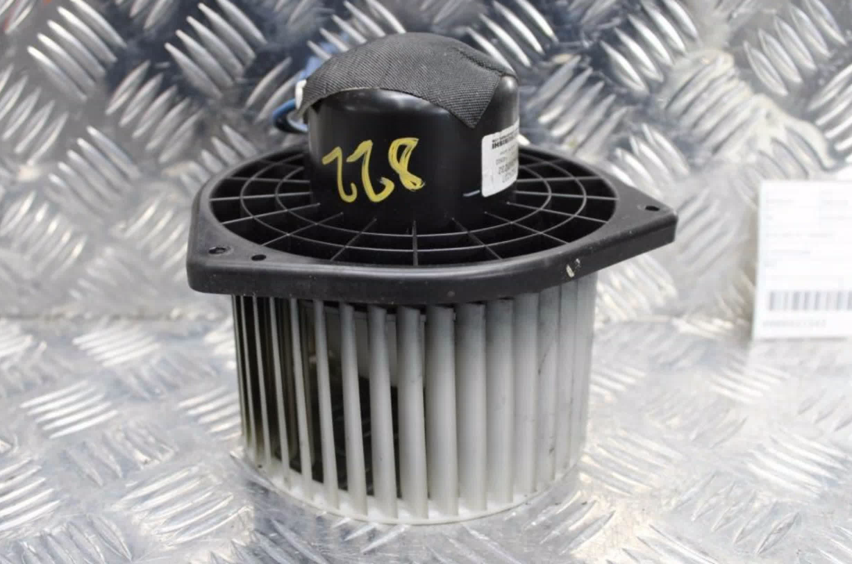 Mitsubishi, Delica Heater Fan Motor 5Th Gen 07- (Import)