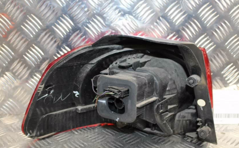 Volkswagen, Golf Right Taillight Gen 6, Hatch, Gtd/Gti/Tsi, 10/08-03/13