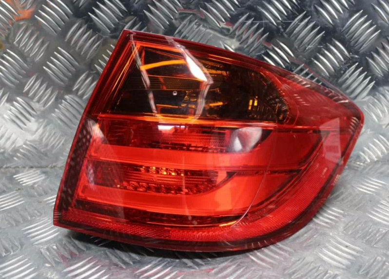 Bmw, 3 Series Right Taillight F30/F80, Non Led Type, 11/11-05/15