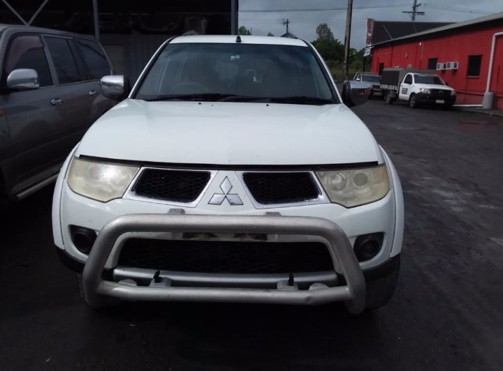 Mitsubishi, Challenger Left Headlamp , Kh/Pb, Xenoν Τυρε, 12/09-06/1