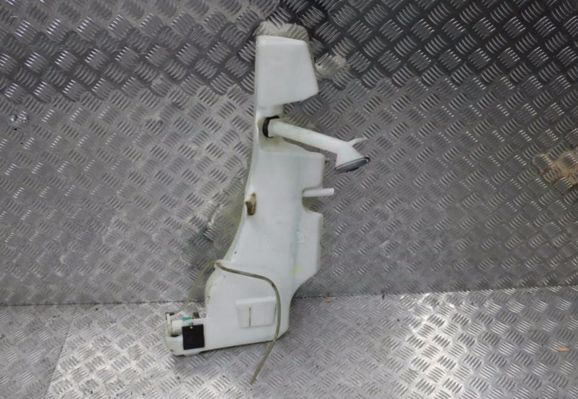 Nissan, Navara Washer Bottle D40 (Vin Mnt), 09/05-08/15