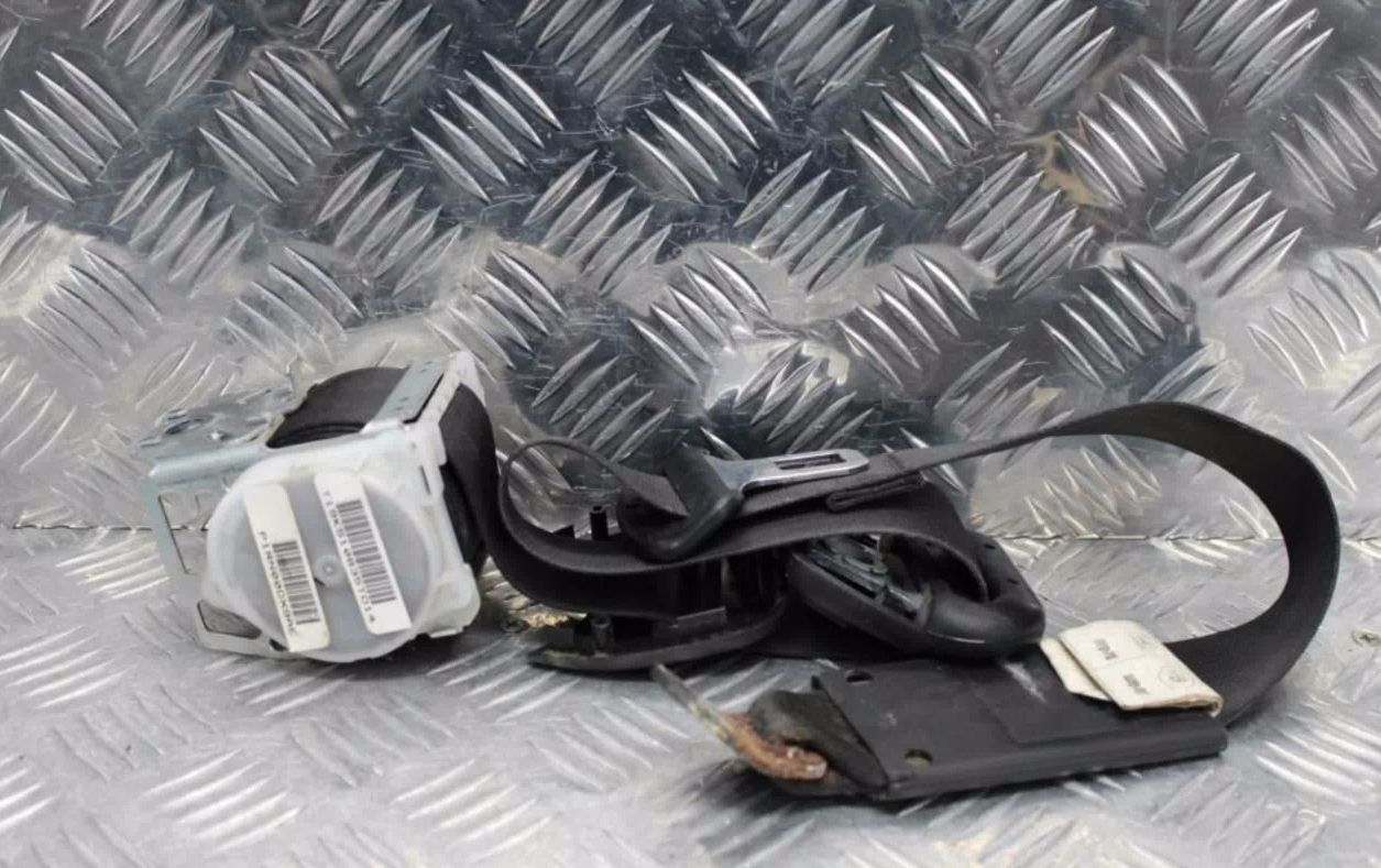 Jeep, Wrangler Seat Belt Rh Rear, Seat Belt Only, 4Dr Type, Jk, 11/10-07/18