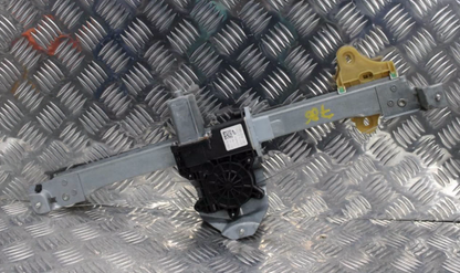 Renault, Captur Right Front Window Reg/Motor J87, 08/14-12/19