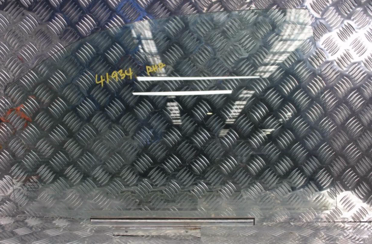 Toyota, Camry Right Rear Door Window Sk36, Green Tint, 08/02-05/06