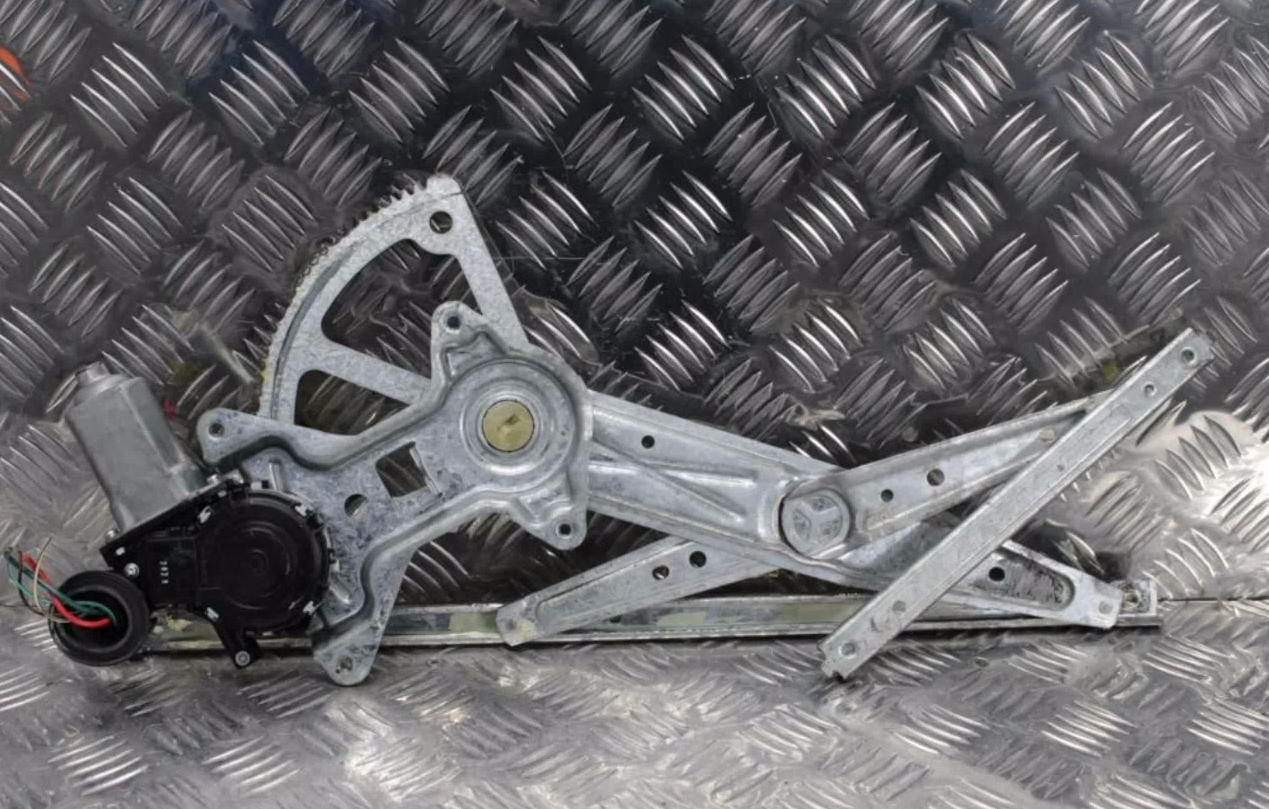 Toyota, Camry Right Front Window Reg/Motor Sk36, Power, 08/02-05/06