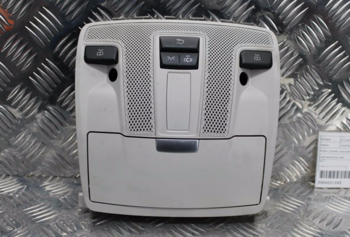 Mercedes, B Class Courtesy Light Front (Centre), Non Sunroof Controls Type, W246, 12/11-02/19