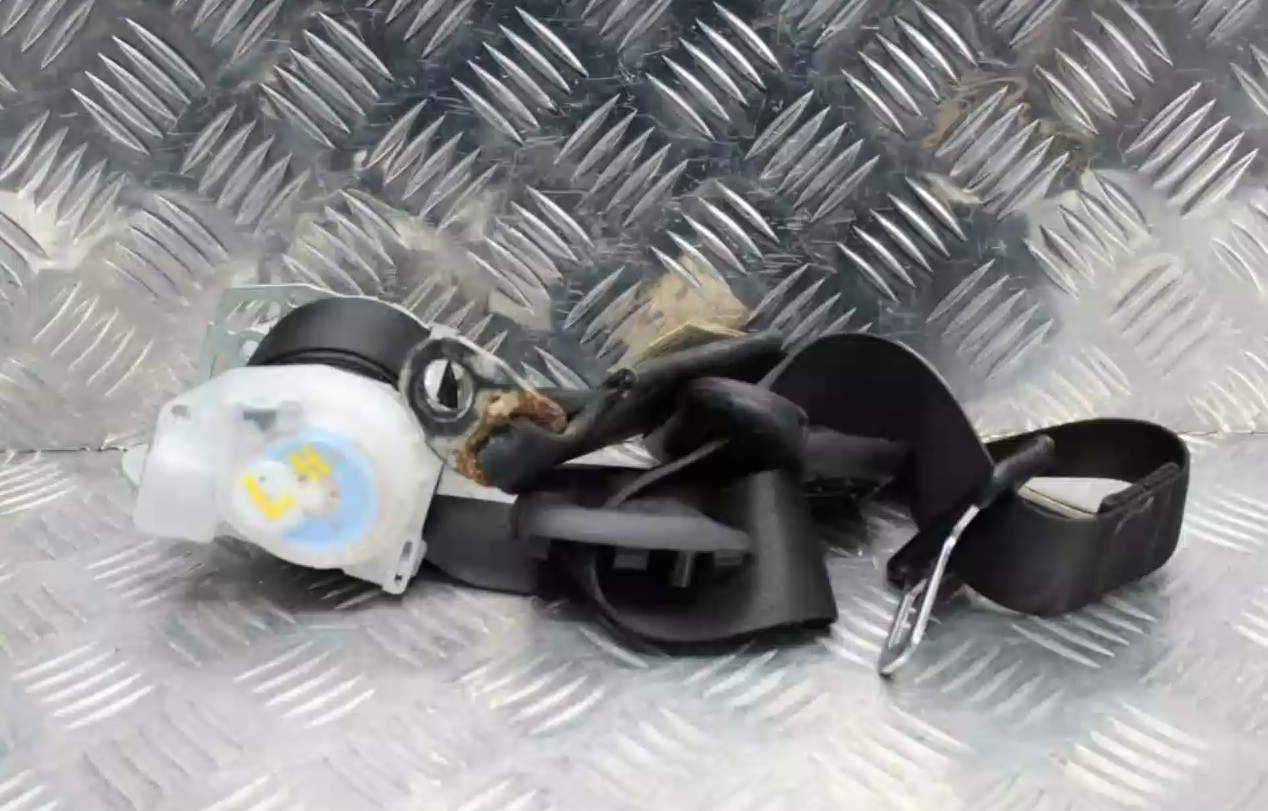 Jeep, Wrangler Seat Belt Lh Rear, Seat Belt Only, 4Dr Type, Jk, 11/10-07/18