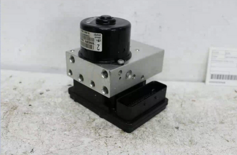 Volvo, XC90, Abs Pump/Modulator P/N P30793444, 07/03-12/14