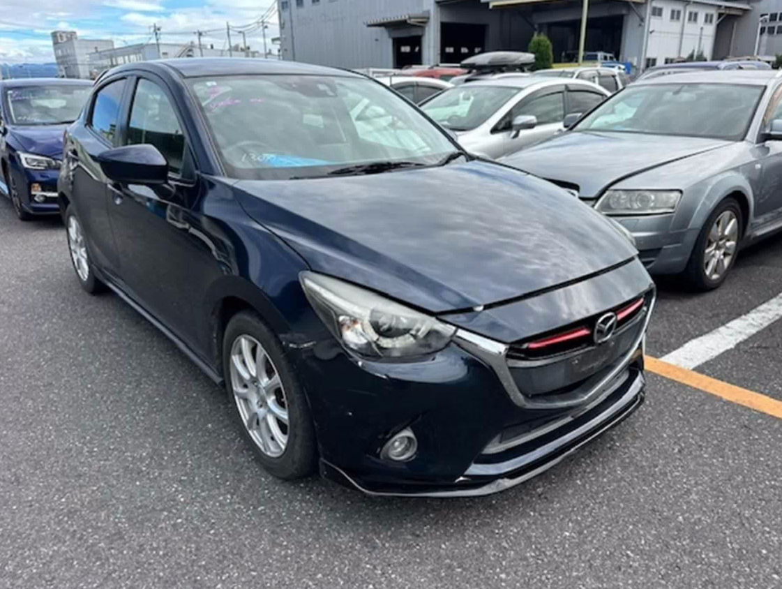 Mazda, 2 Bonnet Dj/Dl, 09/14-