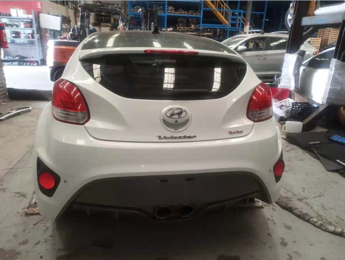 Hyundai, Veloster Gear Stick/Shifter Auto T/M, 1.6, G4Fj, Petrol, Fs, 06/12-04/15