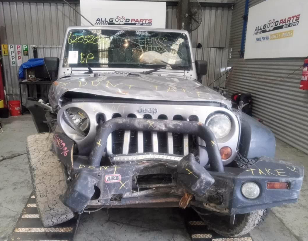 Jeep, Wrangler Seat Belt Rh Rear, Seat Belt Only, 4Dr Type, Jk, 11/10-07/18