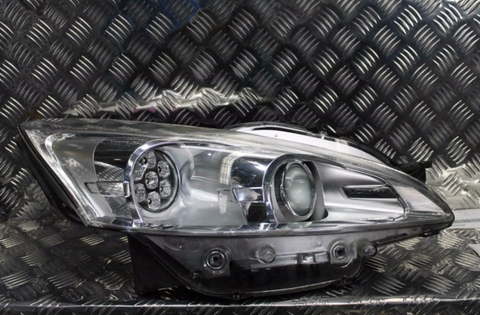 Peugeot, 508 Right Headlamp W2, Xenon Type, 07/11-03/15